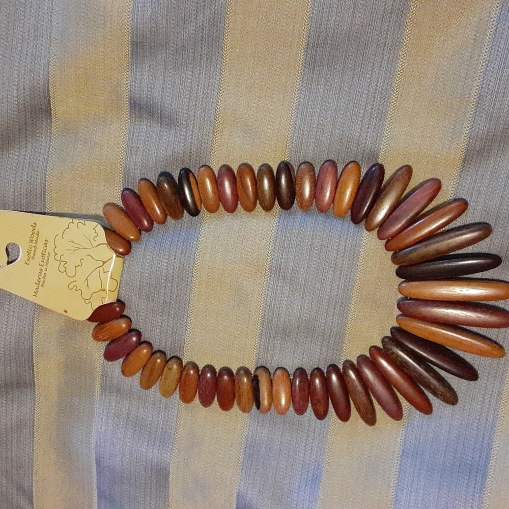 Exotic Woods handmade Rosewood jewelry ( maderas exotic has hecho a mano)